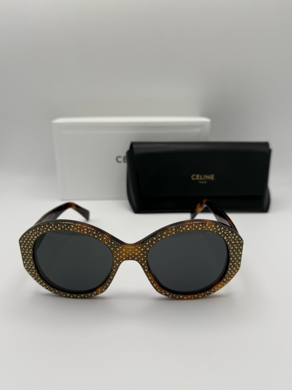 CELINE Round Sunglasses in Acetate with Crystals - Picture 10 of 10